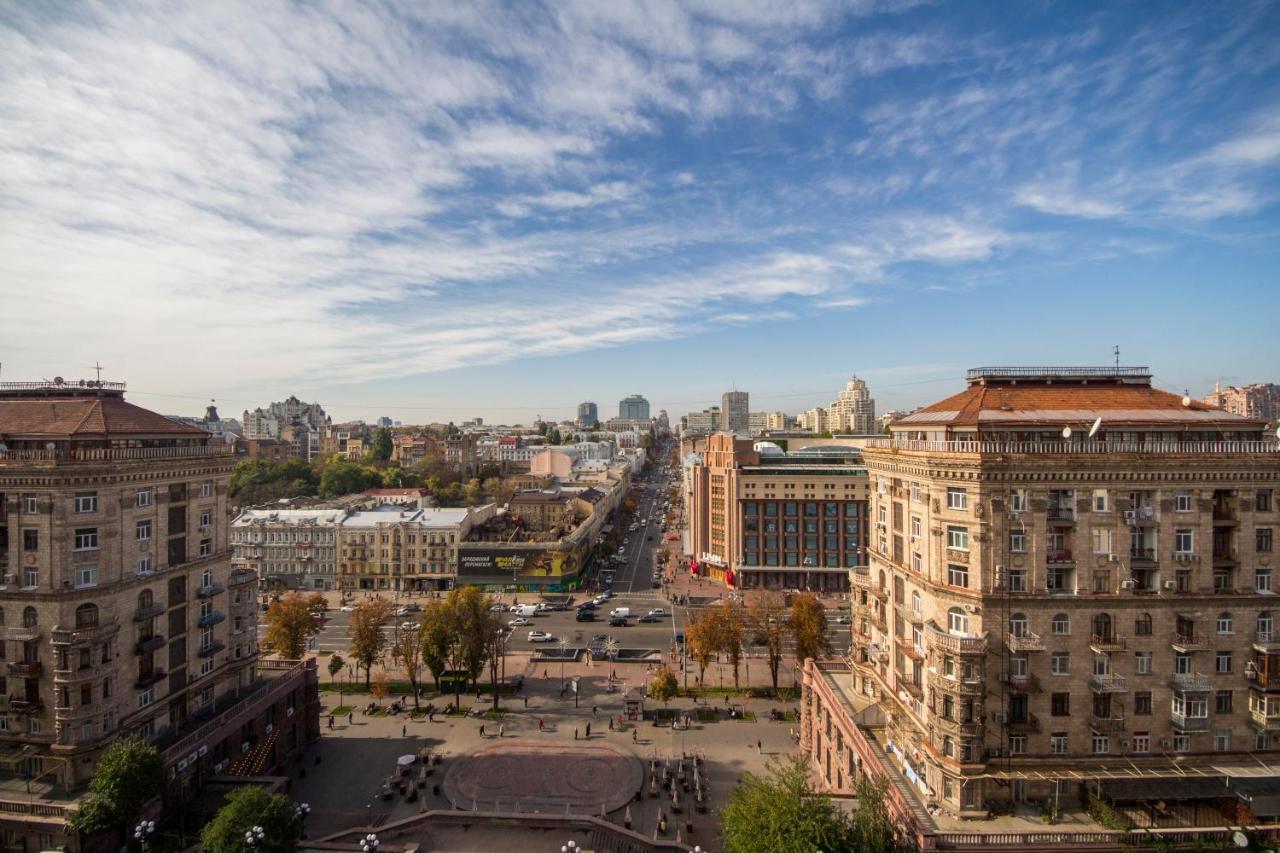 Central Apartments On Khreschatyk Kiev Esterno foto